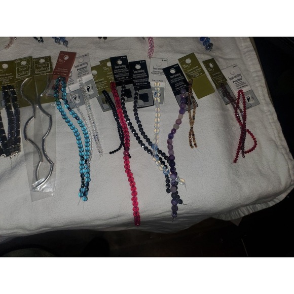 A Jewelry Makers' Dream Bead Bundle - Picture 7 of 11